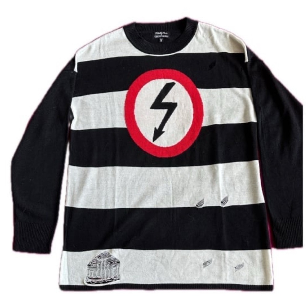 NWOT Unisex
Marilyn Manson x
Dolls Kill
"Antichrist
Superstar"
Sweater - Medium